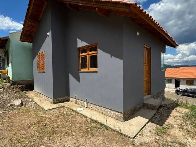 #132 - Casa para Venda em Parobé - RS - 2
